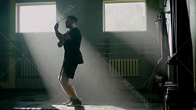 Athletic Man Use Skipping Rope For Cardio .