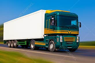 Freight truck