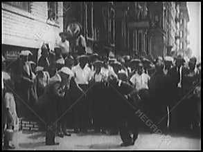 People enjoying street performance