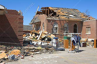 Tornado damage ky 1d