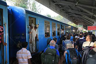 Ella Town railway station