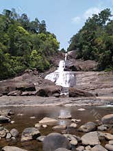 Bopath ella Waterfall