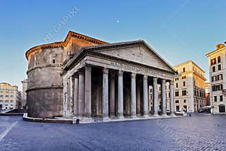 Rome Pantheon Side