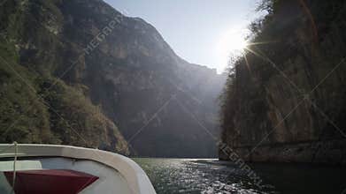 Boat tour in the Sumidero Canyon