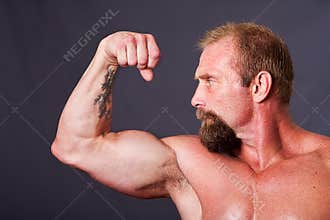 Man showing biceps