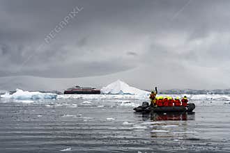 Antarctica Travel, Expedition Adventure, Tourists