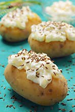 Potatoes with cottage cheese and caraway seeds