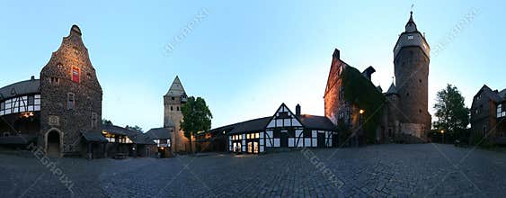 Castle Yard 360 Panorama