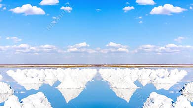The mirror image of the salt lake in the sky