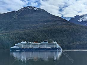 Endicott Arm Alaska 2026.05.25. - Celebrity Edge passing by in front of a natural Alaskan landscape