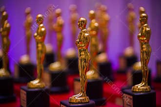 Golden Prize Statues