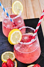 Strawberry lemonade