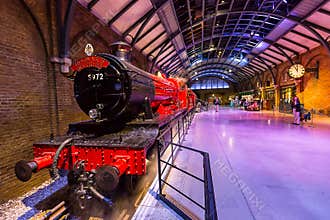 Hogwarts Express and platform