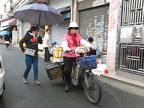 Roadside stalls selling small commodities