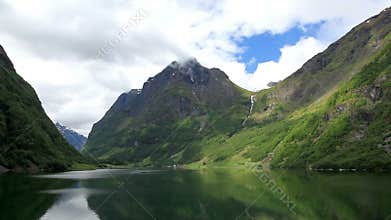 Into the Fjord