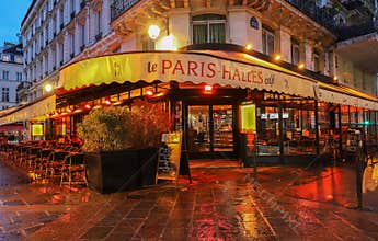 The cafe le Paris-Halles is traditional Parisian cafe located in Les Halles district of Paris, France.