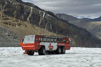 Athabasca Glacier, Ice Explorer Bus