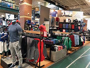 Dick`s Sporting Goods