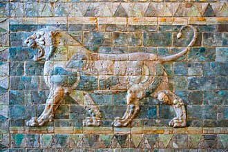 Lion frieze from Darius I's palace in Louvre
