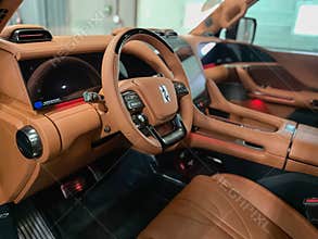 BYD Yangwang U8 steering wheel, shift lever and dashboard, climate control, speedometer, display.