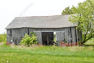 Old Barn Falling Apart in Wisconsin
