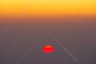 Red sun appear at horizon