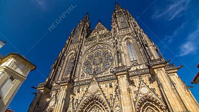St. Vitus Cathedral timelapse hyperlapse in Prague surrounded by tourists.