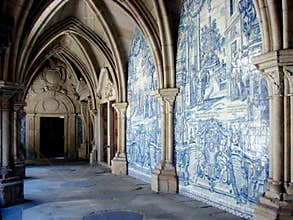 Porto cathedral, cloister