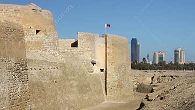 Qal'at al-Bahrain fort in city