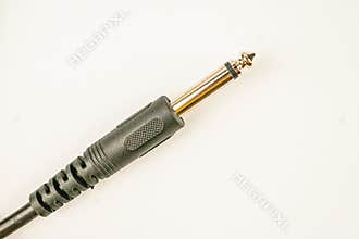 Image shows a high-end, gold-plated professional microphone, suitable for music production, live performances, podcasts