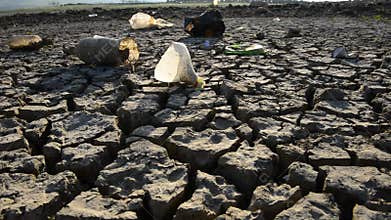 Droughts and pollution