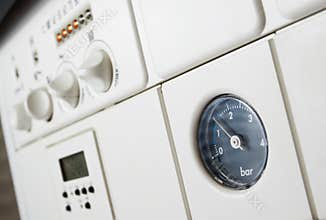 Central heating boiler pressure