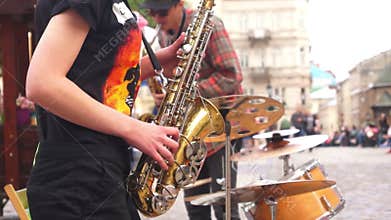 Street music saxophone