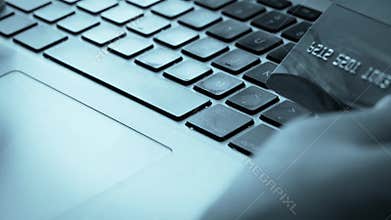 Using Credit Card For Shopping Internet Shop.