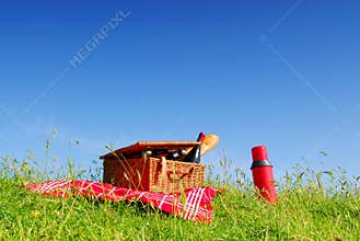 Picnic basket 2