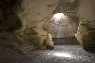 Horizontal image of the Bell Cave