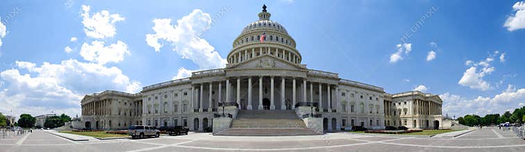 Front of the U.S. Capitol building in Washinton D.C.
