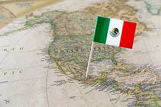 Mexico flag pin on map