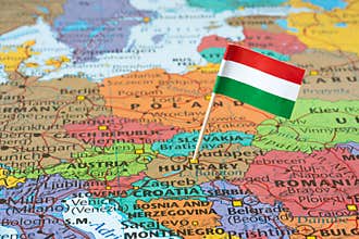 Hungary map and flag pin