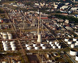 Fuel and gas refinery