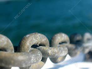 Strong Link