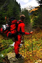 Tourist in carpathians mountains