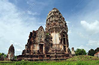 Prang in Phra Prang Sam Yot, Lop Buri,