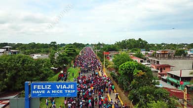 Migrant Caravan from Honduras crosses into Mexico