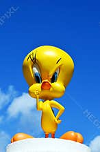 Tweety pie Warner bros figure