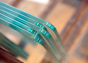 Glass edge1