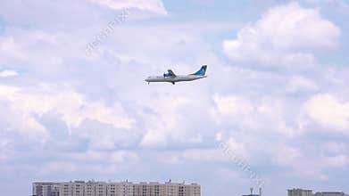 Passenger airplane bearing number VN-B221 ATR 72 of VASCO - Vietnam landing