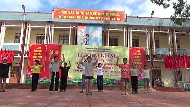 Vietnamese schoolgirls are practicing performing arts to prepare for the opening day of the new school year