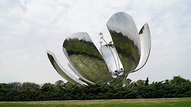 Floralis Generica, Buenos Aires