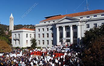 UC Berkeley Protest fee hikes of up 33 percent